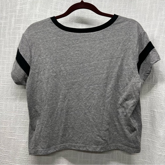 Torrid Gray Crop Tee - Plus Size 00 - Picture 5 of 6